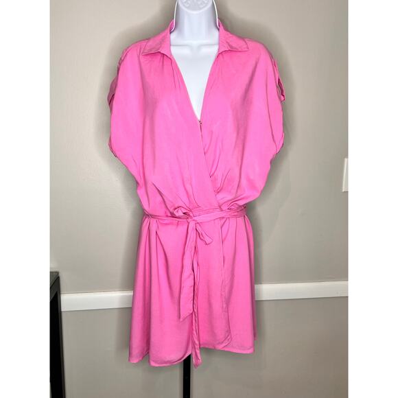 GB Short Sleeve Surplice V-Neck Wrap Mini Dress Pink Women's Size Medium NWT - Picture 2 of 6